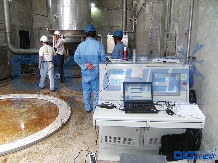 多晶硅還原爐清洗裝置