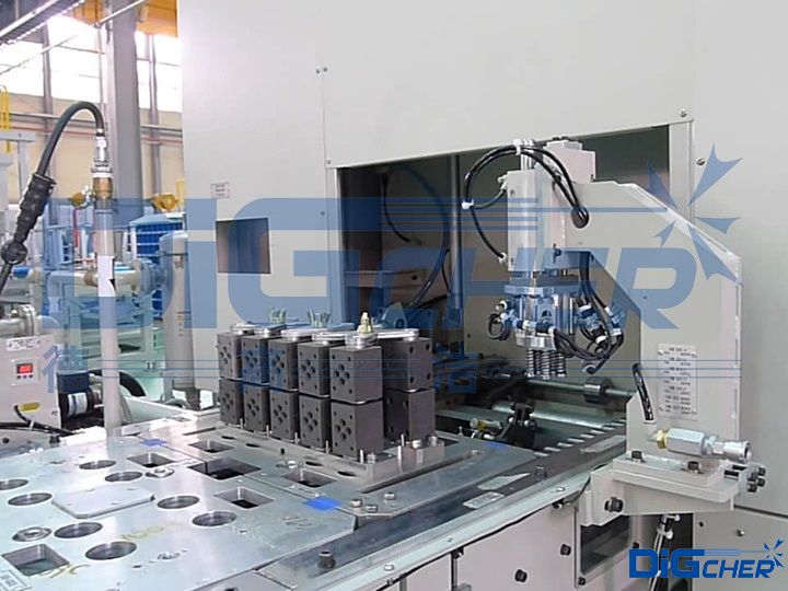 通過式去毛刺加工線工件傳動