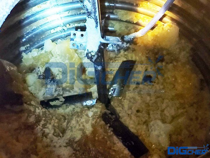 反應(yīng)釜粘釜